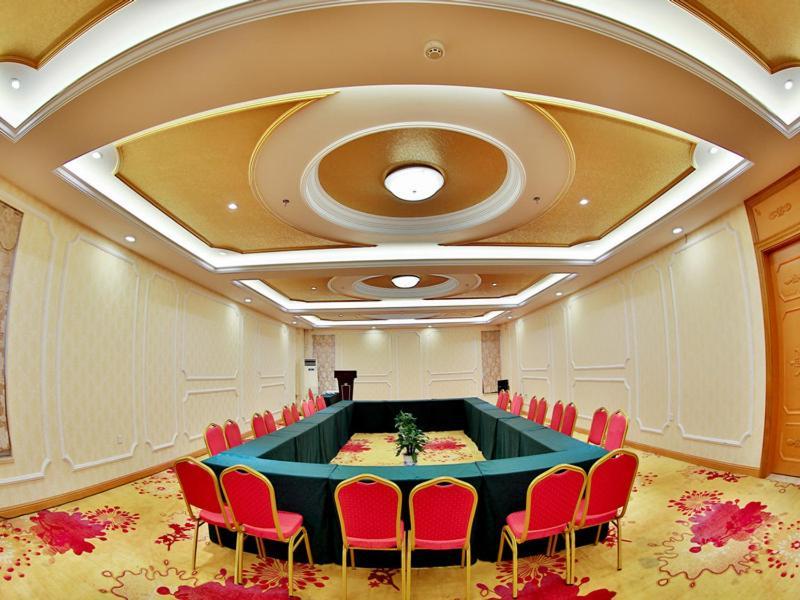 Vienna Hotel Wuhan International Convention And Exhibition Centre ภายนอก รูปภาพ